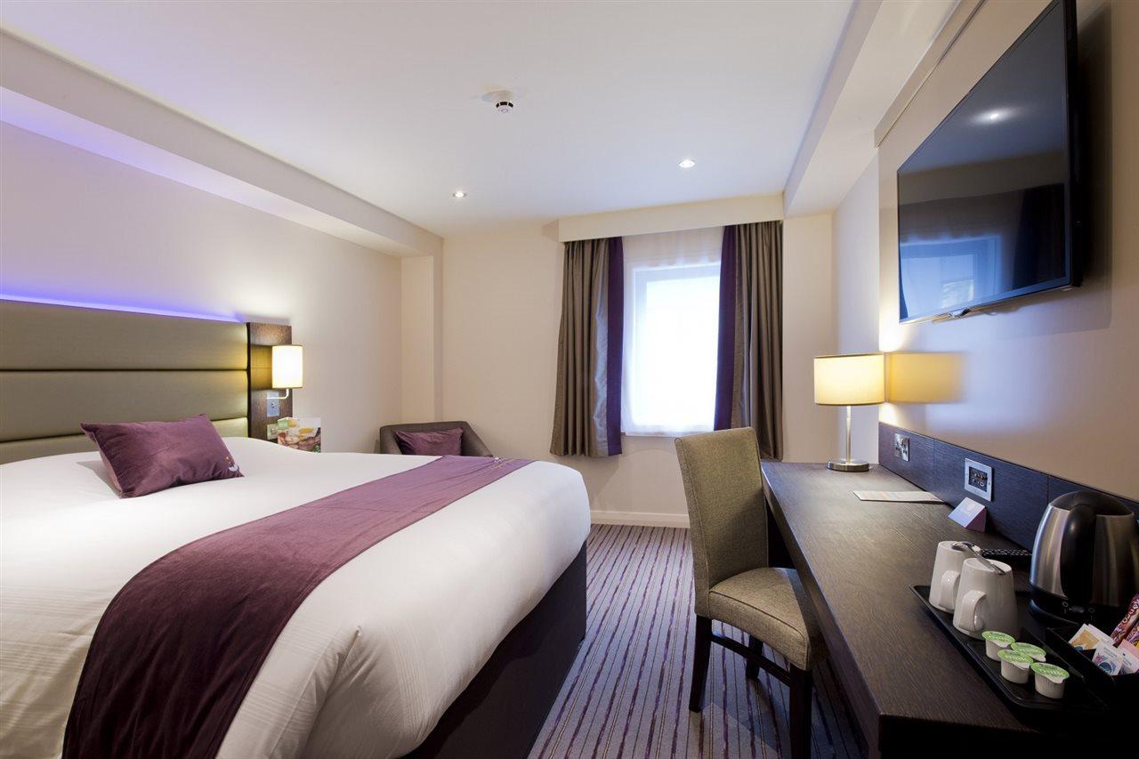Premier Inn Bristol City Centre - Haymarket Exterior photo