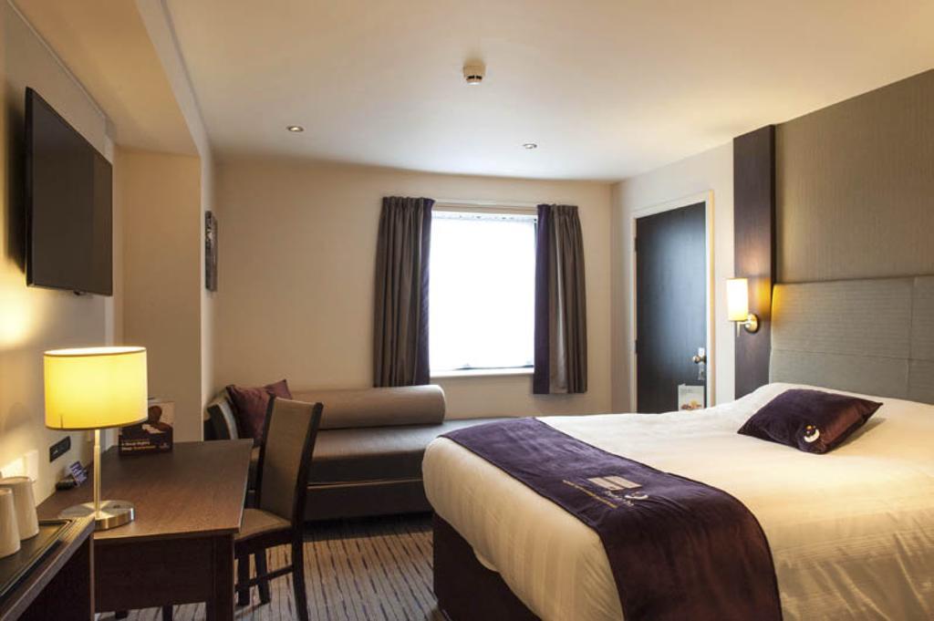 Premier Inn Bristol City Centre - Haymarket Exterior photo