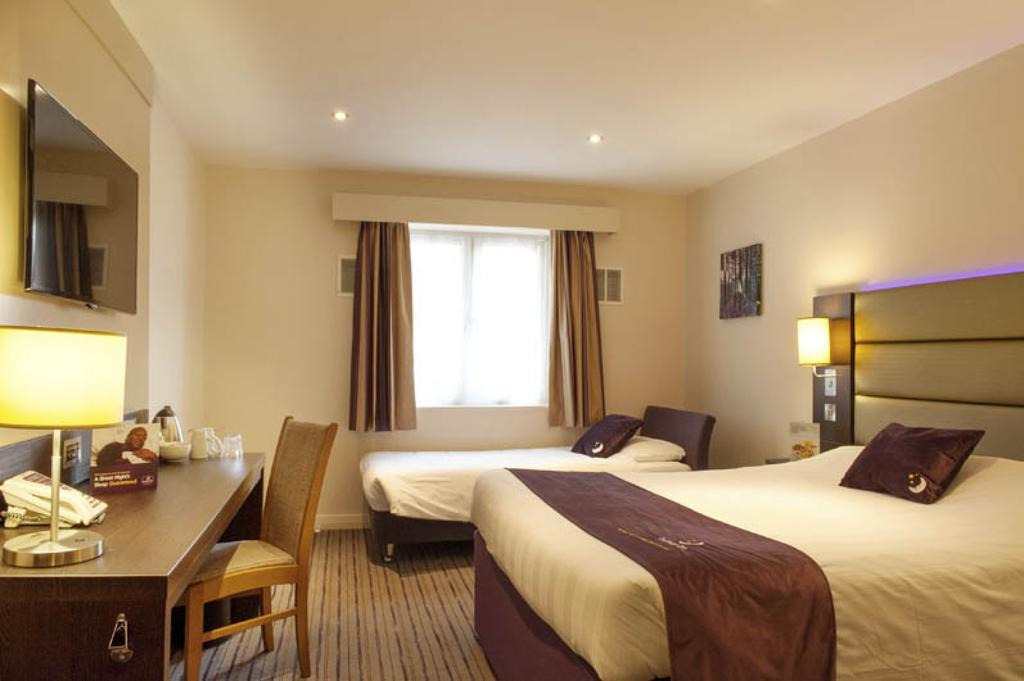 Premier Inn Bristol City Centre - Haymarket Exterior photo